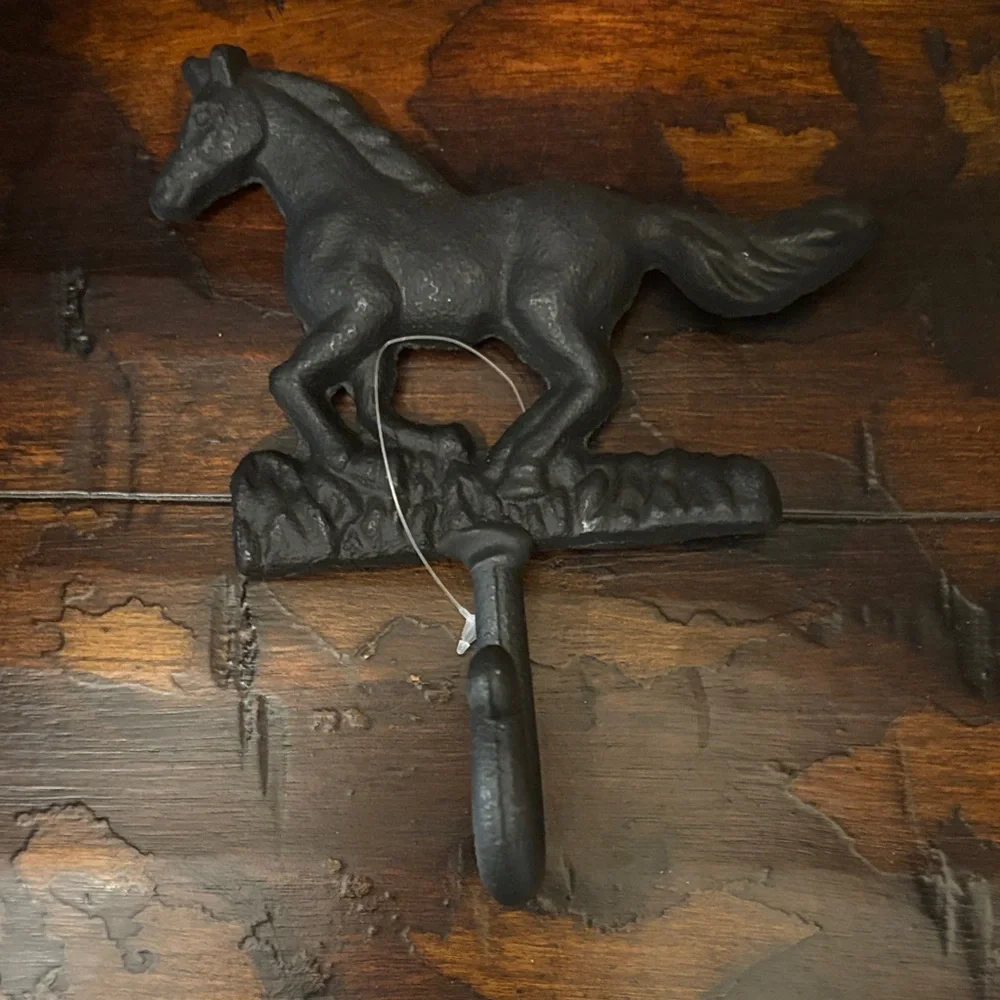 Metal Horse Wall Hook Hanger- Black